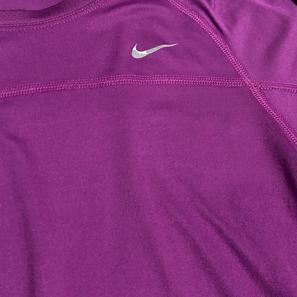 Nike Shirt - Picture 2 of 5